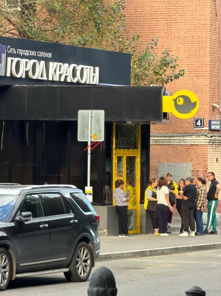 Продажа помещения с арендатором супермаркет "Чижик" 