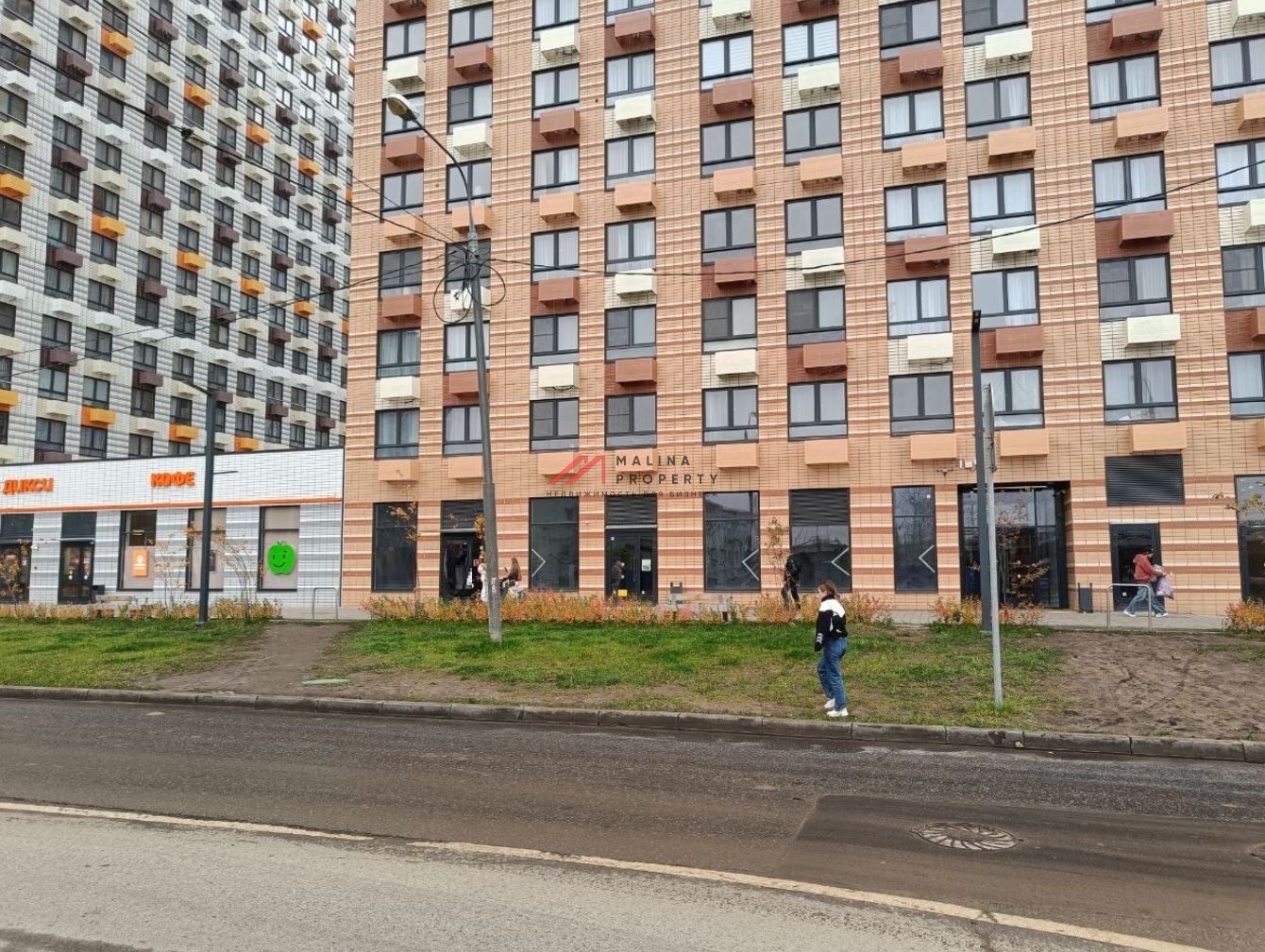 Продажа торгового помещения в ЖК "Амурский парк"