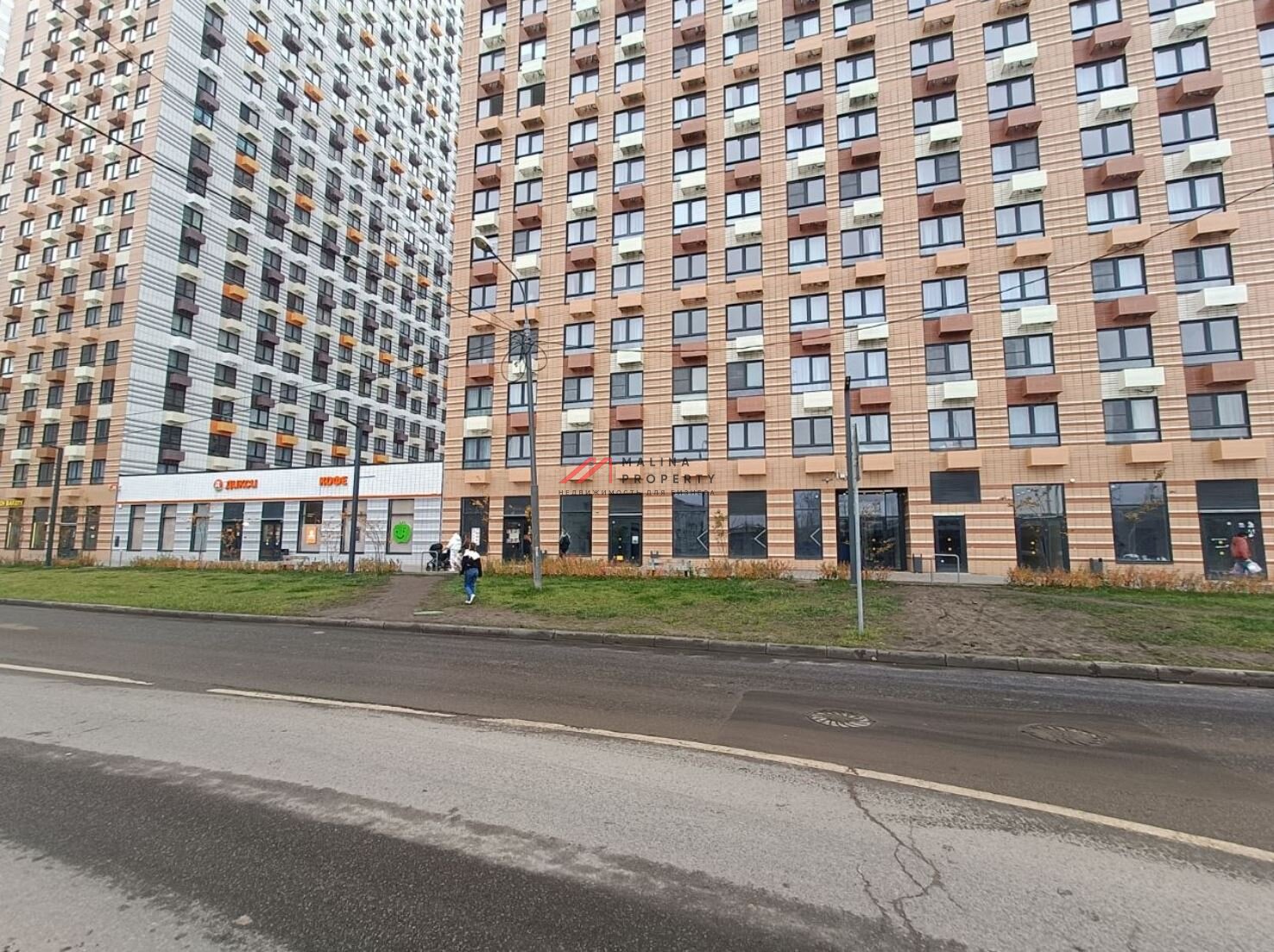 Продажа торгового помещения в ЖК "Амурский парк"