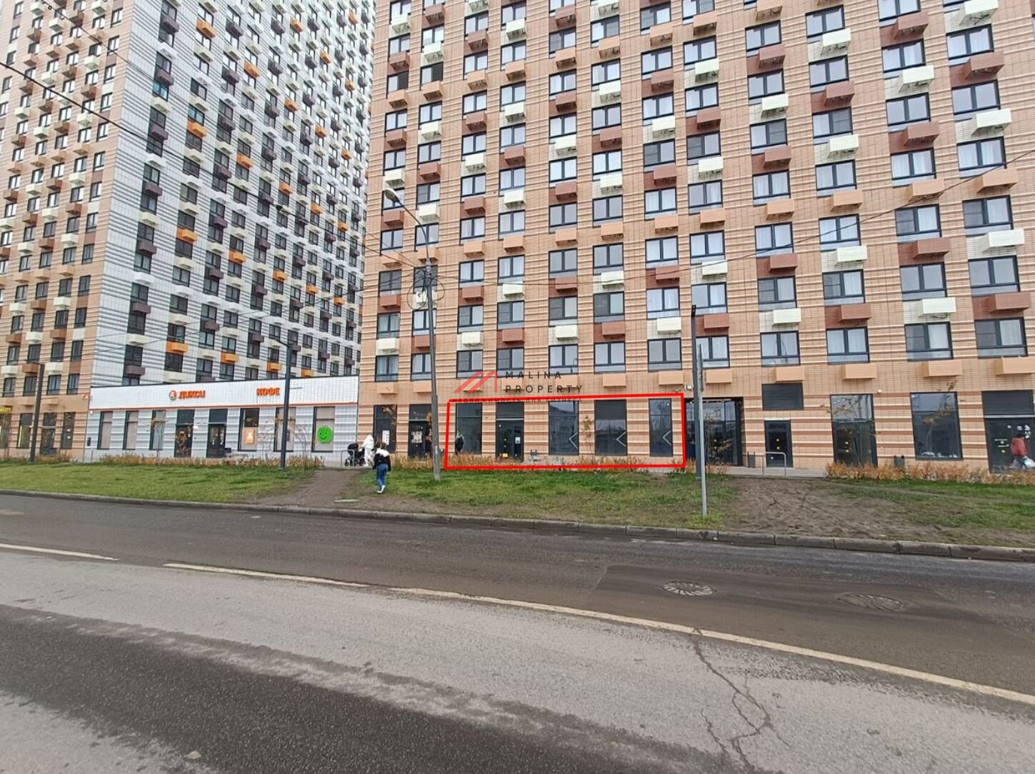 Продажа торгового помещения в ЖК "Амурский парк"