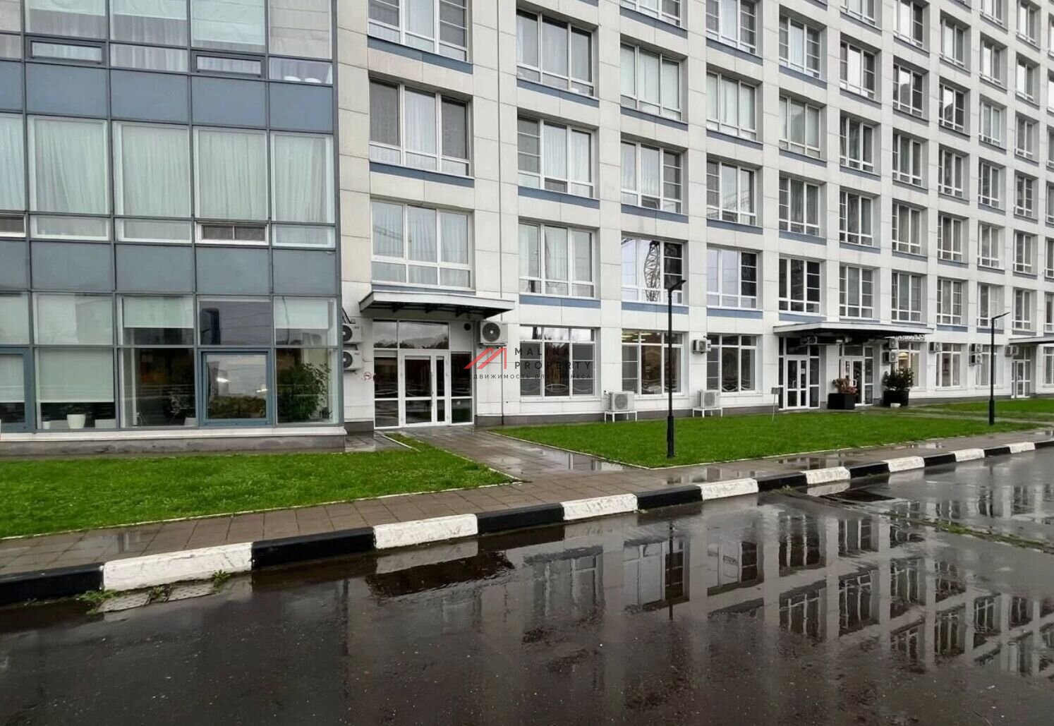 Продажа помещения в жилом комплексе Аэробус