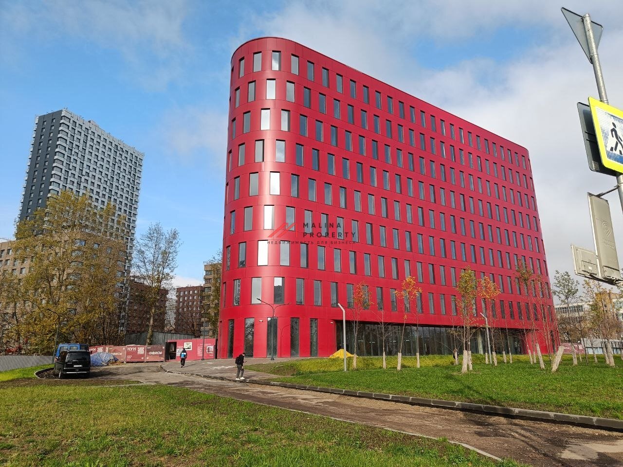 Продажа торгового помещения в БЦ Noon