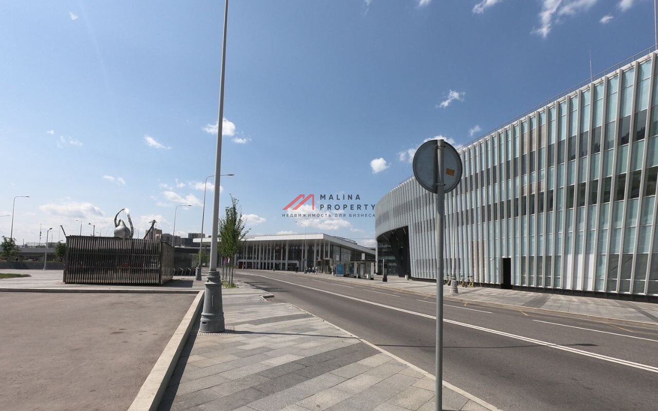 Продажа торгового помещения в бизнес-центре "10"