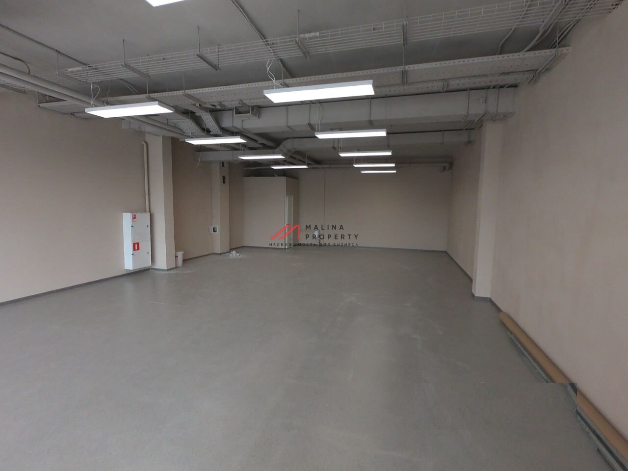Продажа торгового помещения в бизнес-центре "10"