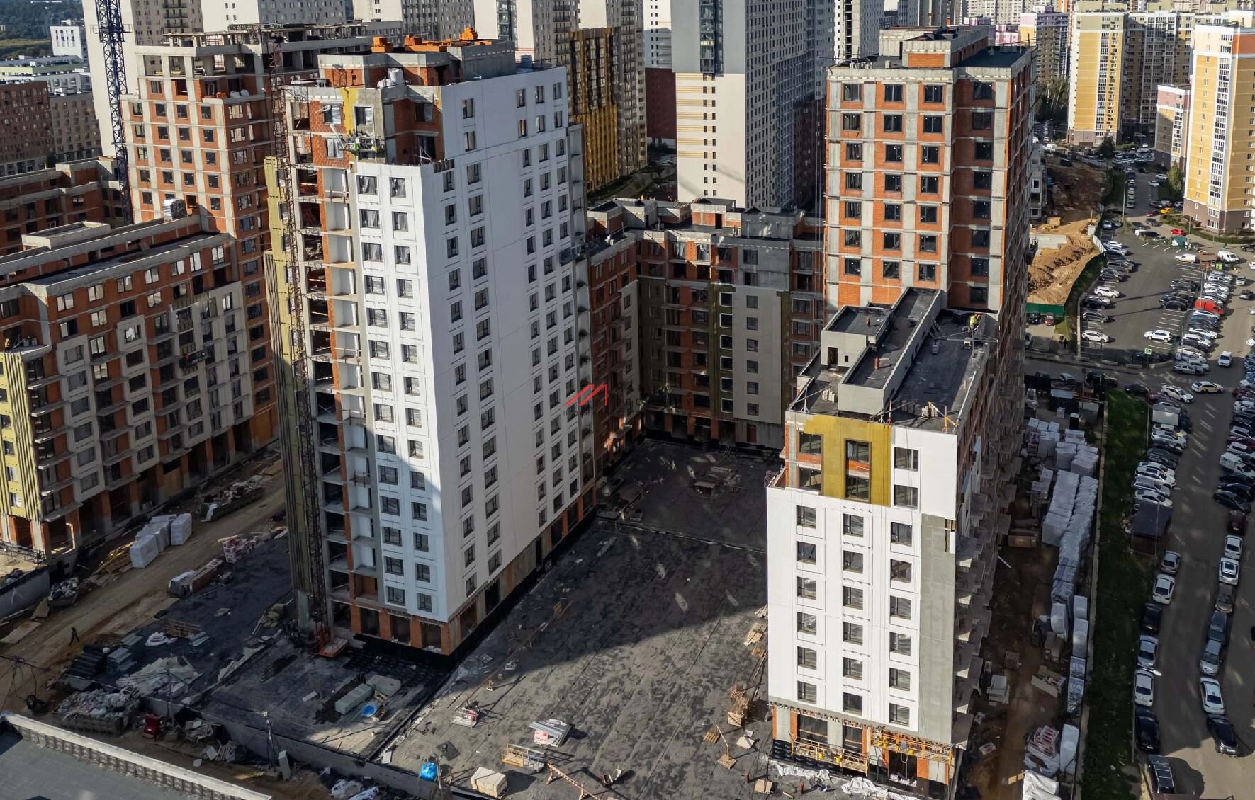 Продажа коммерческого помещения в ЖК "Первый квартал"