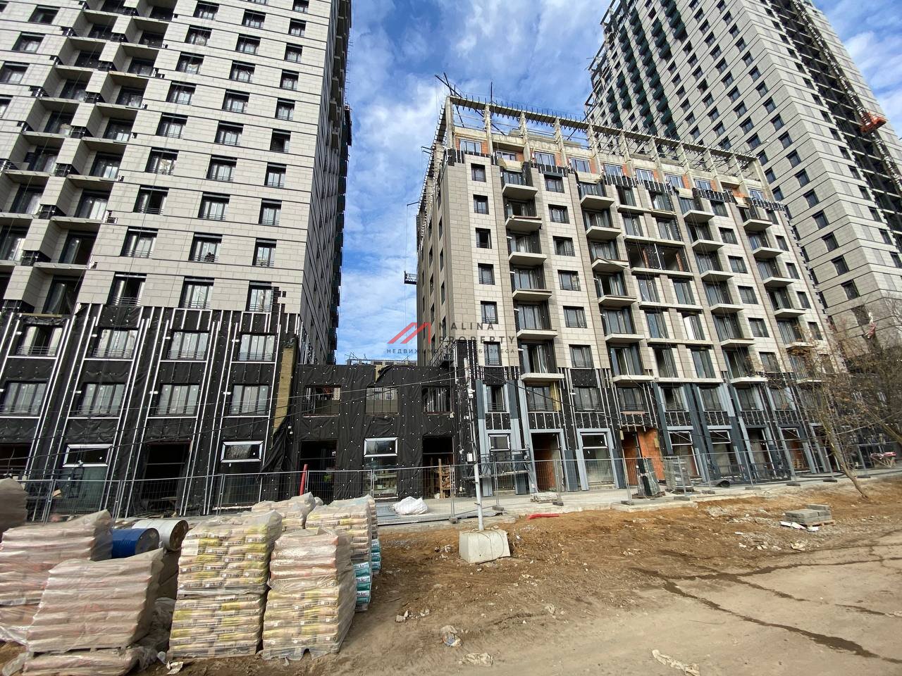 Продажа помещения с арендатором аптека в ЖК "Метроном" 