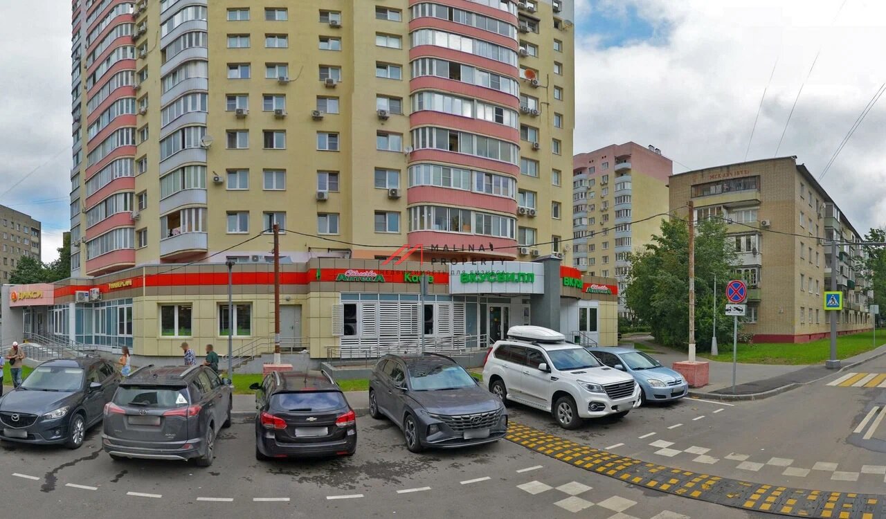 Продажа торгового помещения с арендатором Дикси 