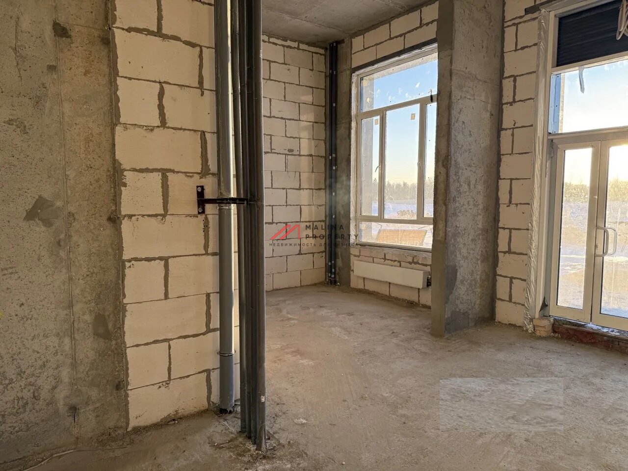 Аренда торгового ромещения в ЖК "Новогорад Павлино" 