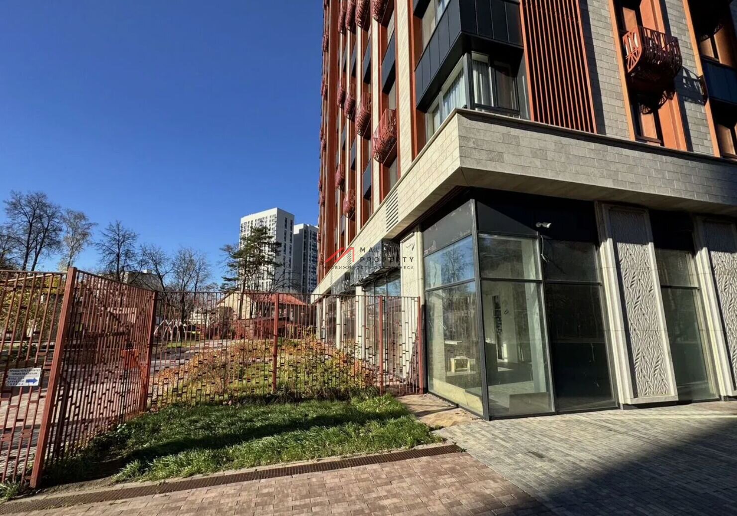 Продажа торгового помещения в жилом комплексе Тренд