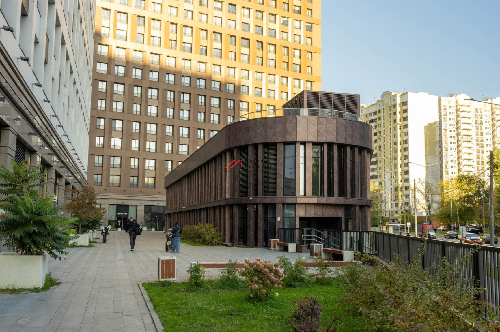 Продажа здания с сетевой клиникой "Медси" в ЖК "Shome"