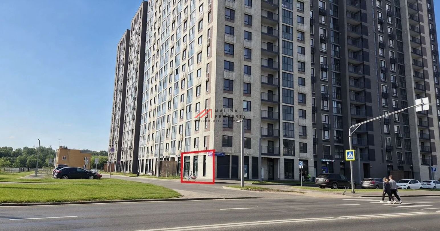 Продажа торгового помещения в новом доме в Перово