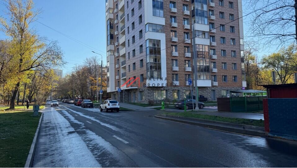 Продажа торгового помещения с арендаторами. Окупаемость 10 лет. 