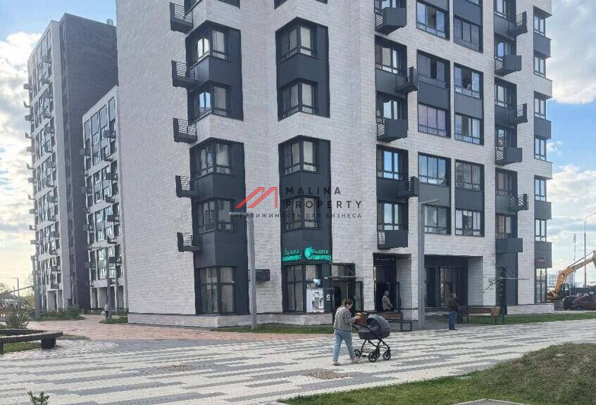 Продажа помещения в жилом комплексе на Родниковой