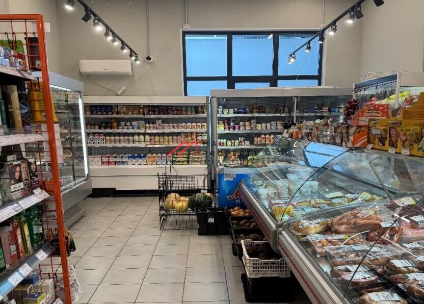 Продажа помещения в жилом комплексе на Родниковой
