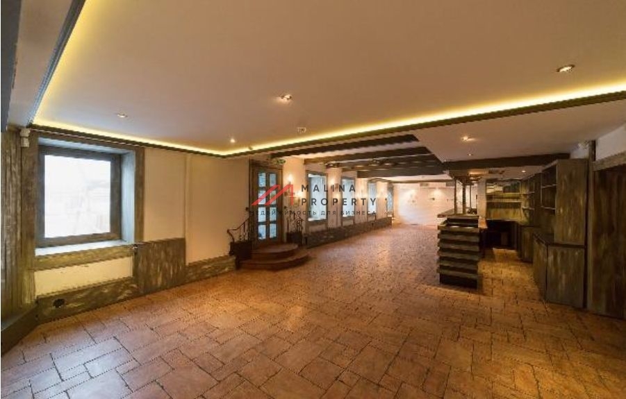 Аренда торгового помещения на Рождественском бульваре