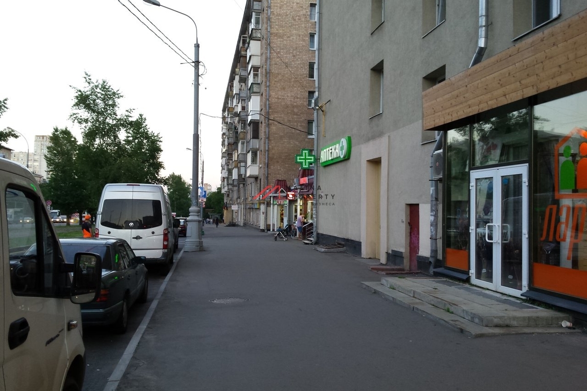 Аренда торгового помещения на Ленинском проспекте 
