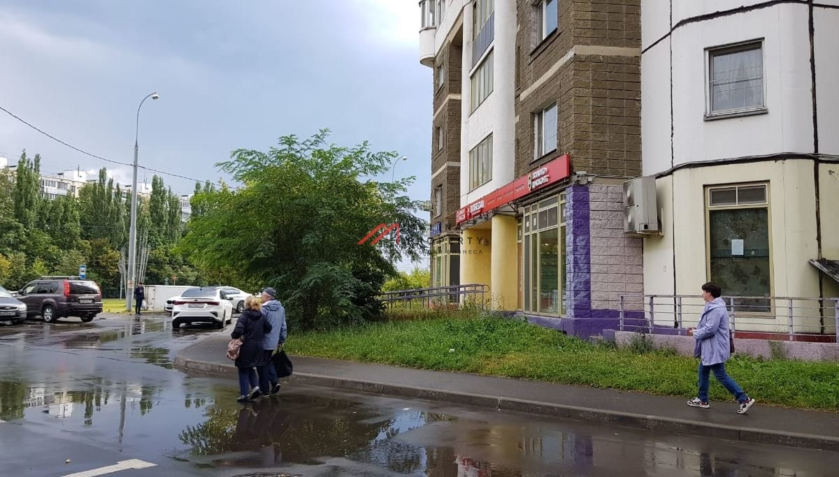 Продажа помещения с арендаторами на ул. Вешняковская
