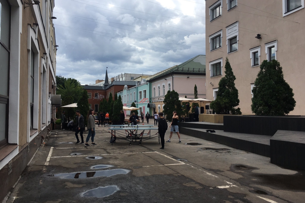 Аренда торгового помещения в культурно-деловом кластере "Басманный Двор"