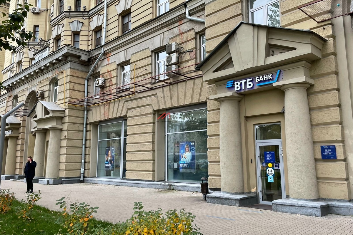 Продажа помещения с арендатором банк ВТБ