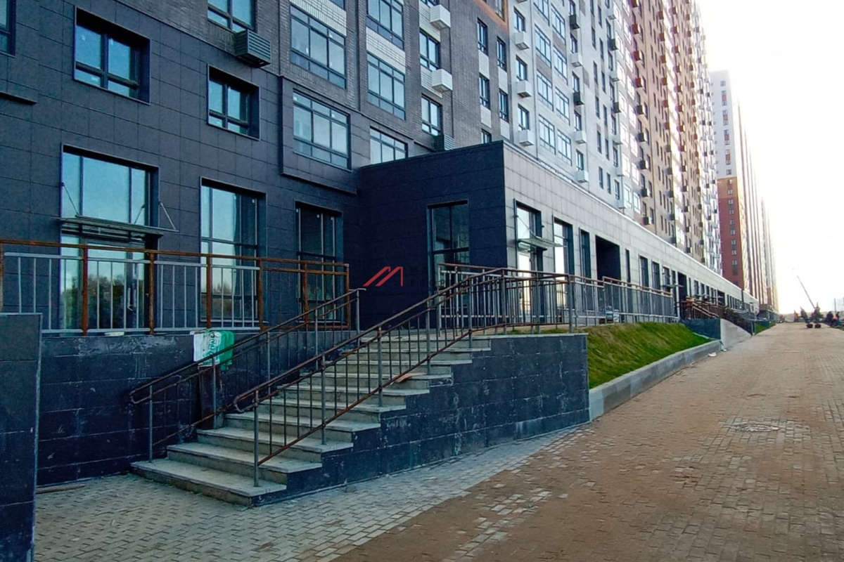 Аренда коммерческого помещения в новостройке