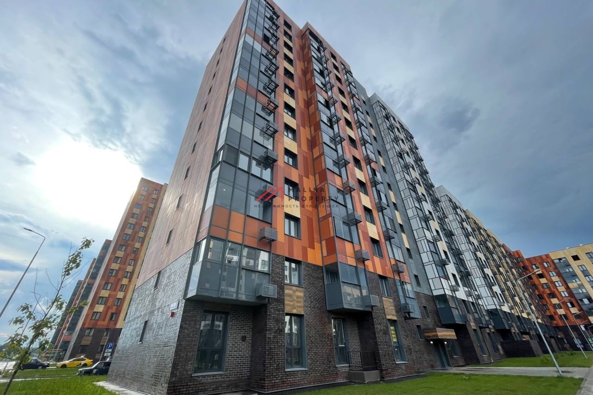 Продажа торгового помещения в ЖК "Кленовые Аллеи"