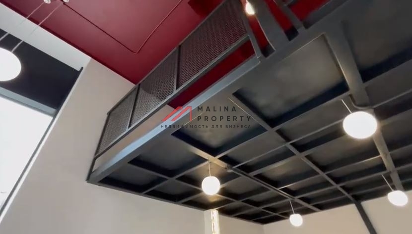 Продажа торгового помещения в новостройке с ремонтом