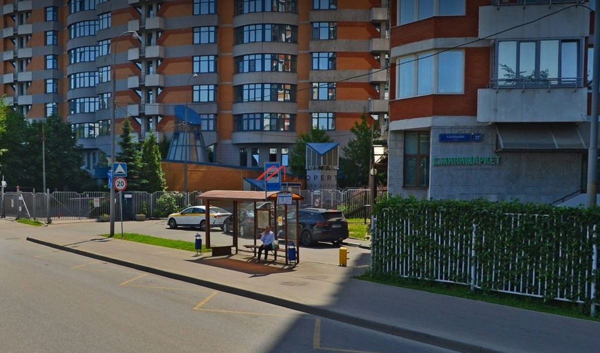 Продажа помещения с арендаторами у м. Проспект Вернадского