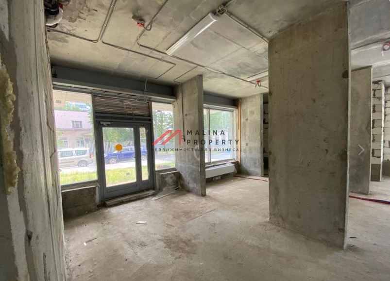 Аренда торгового помещения в новостройке