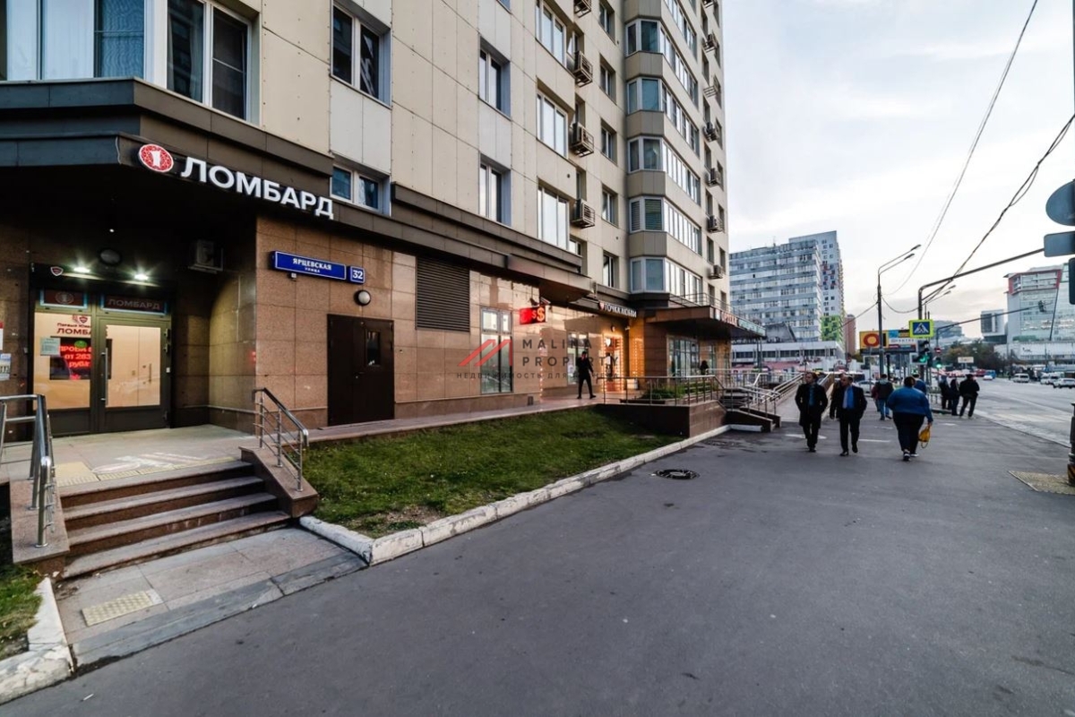 Продажа помещения с арендатором в 1ой минуте от метро