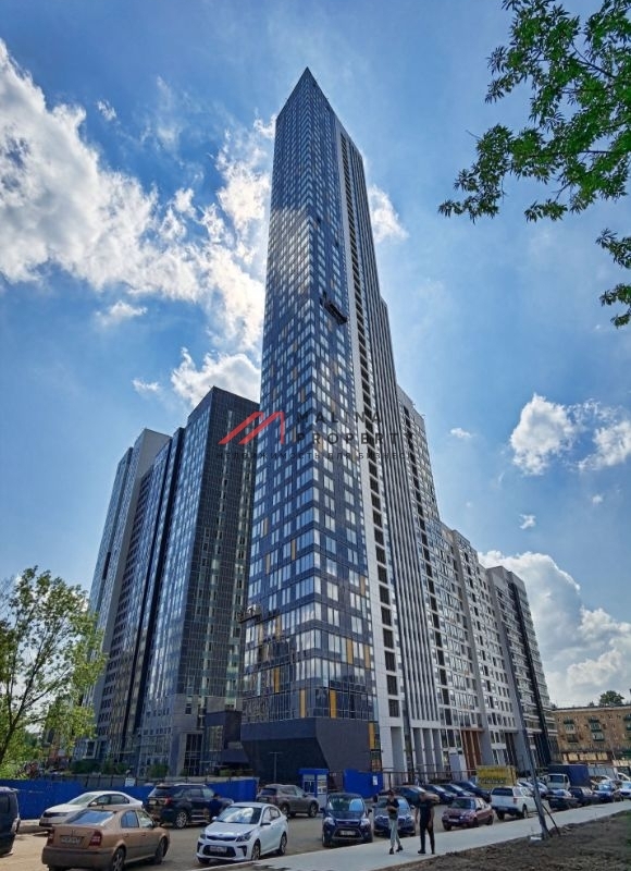 Аренда помещения в крупном ЖК HEADliner