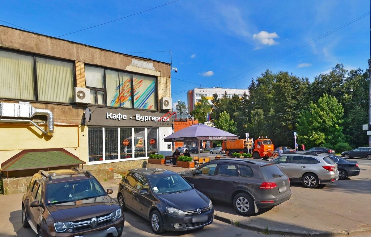 Продажа торгового здания с арендаторами в г. Зеленоград
