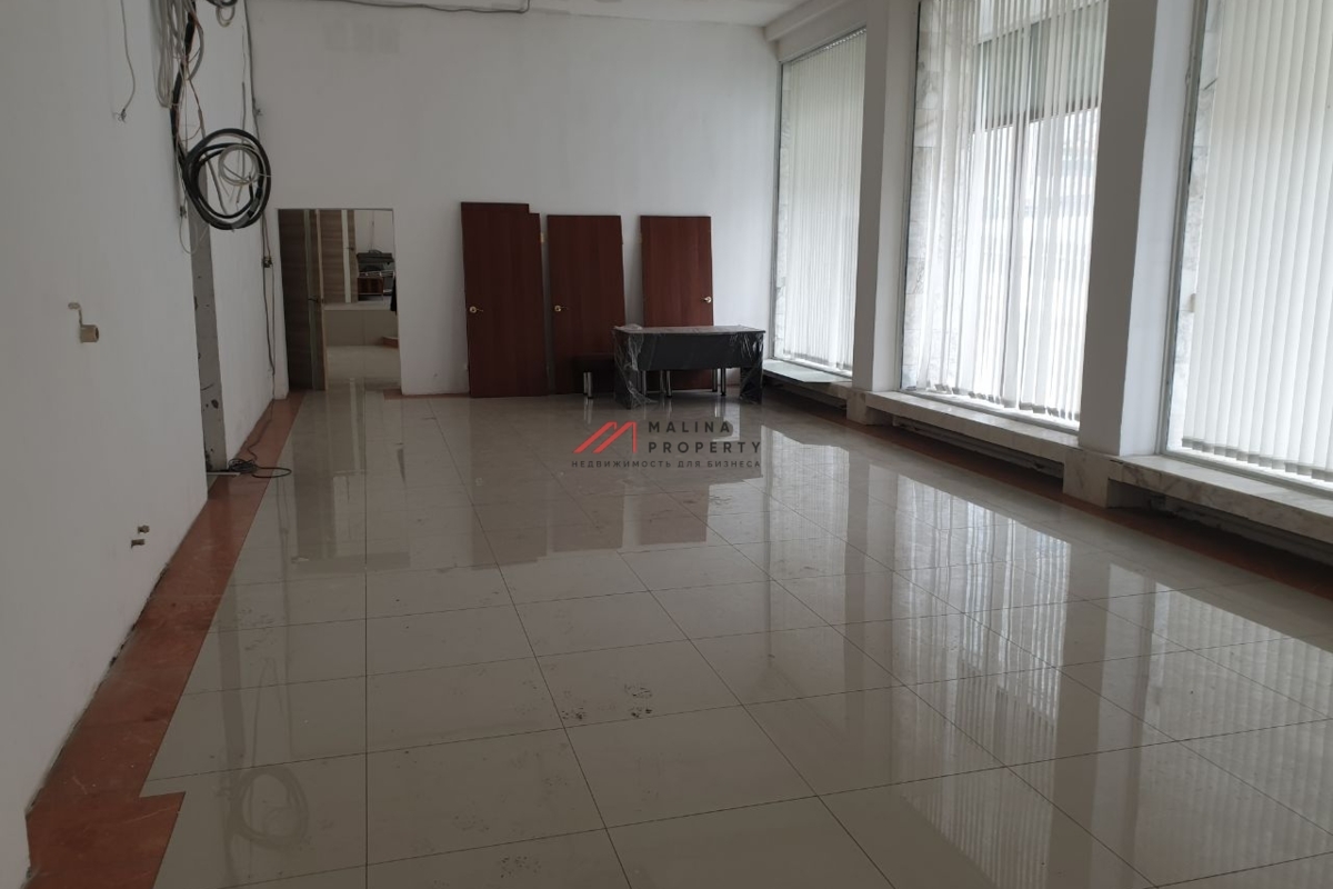 Аренда торгового помещения на Смоленской