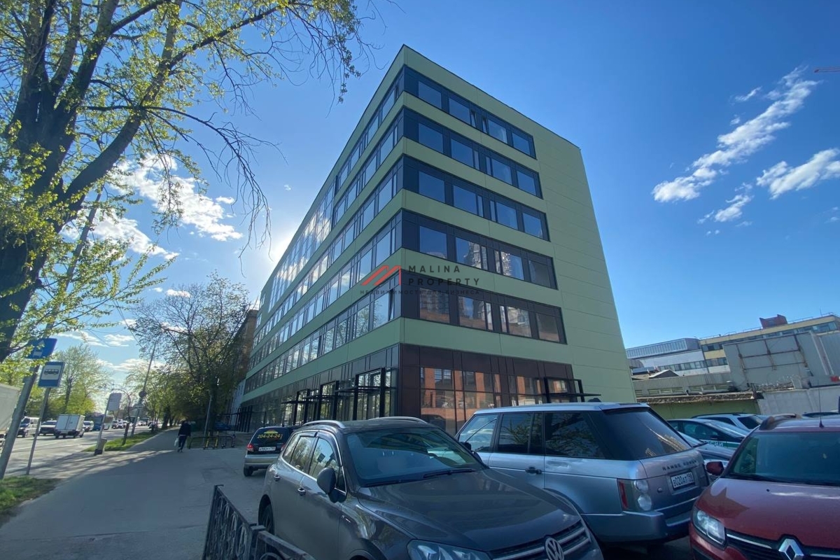 Продажа торгового помещения в административном здании