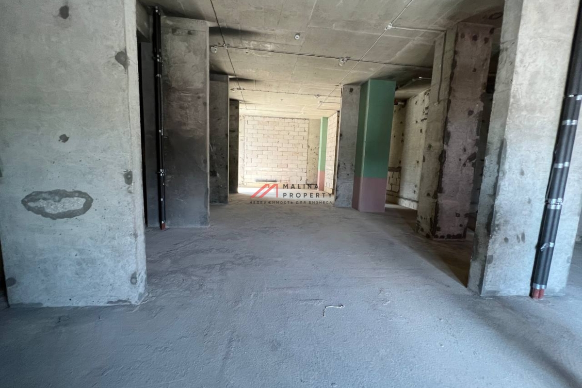 Продажа торгового помещения в ЖК "Ильинские Луга" 