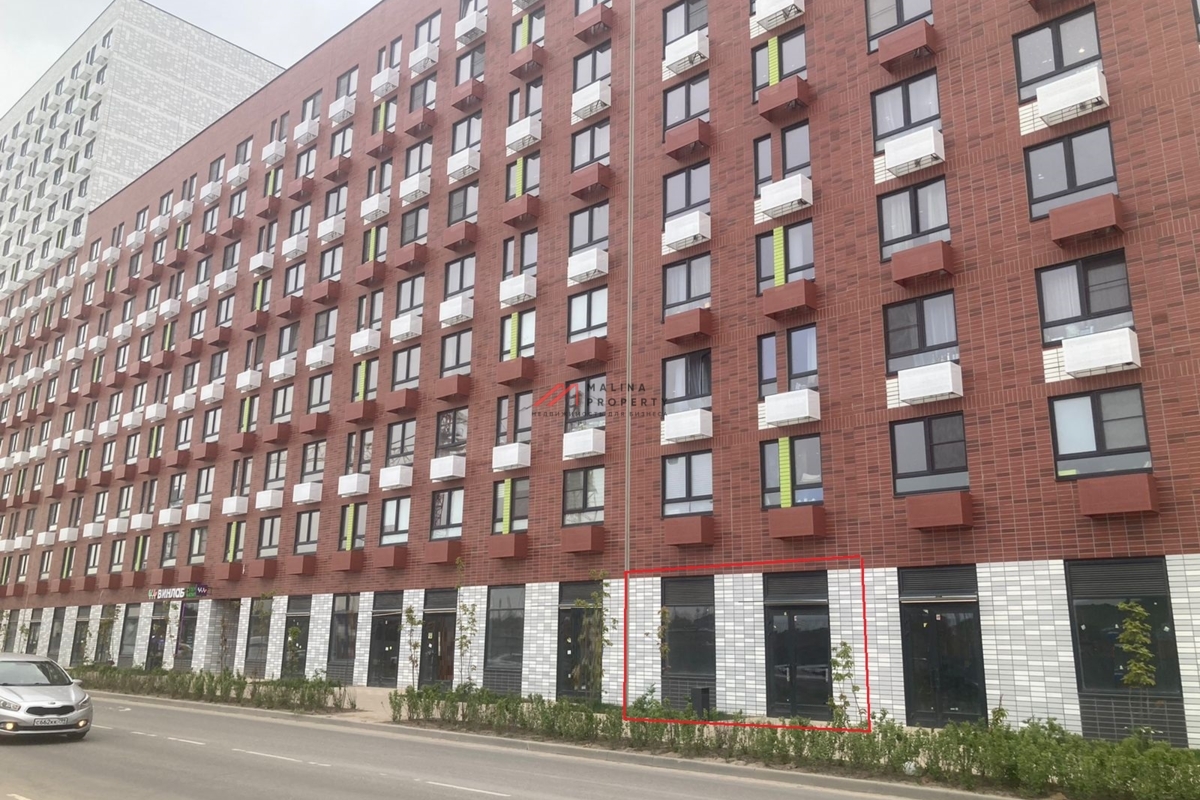 Аренда торгового помещения у метро Филатов Луг