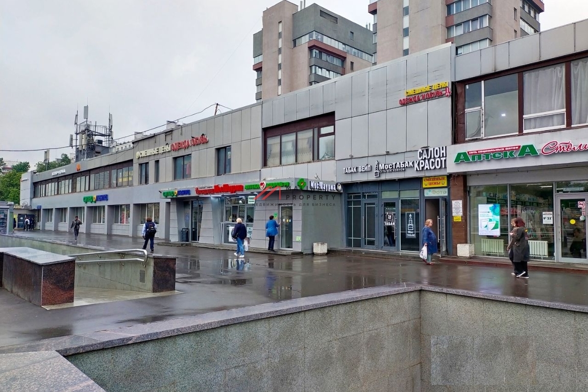 Продажа торгового помещения на выходе из метро Рязанский проспект 