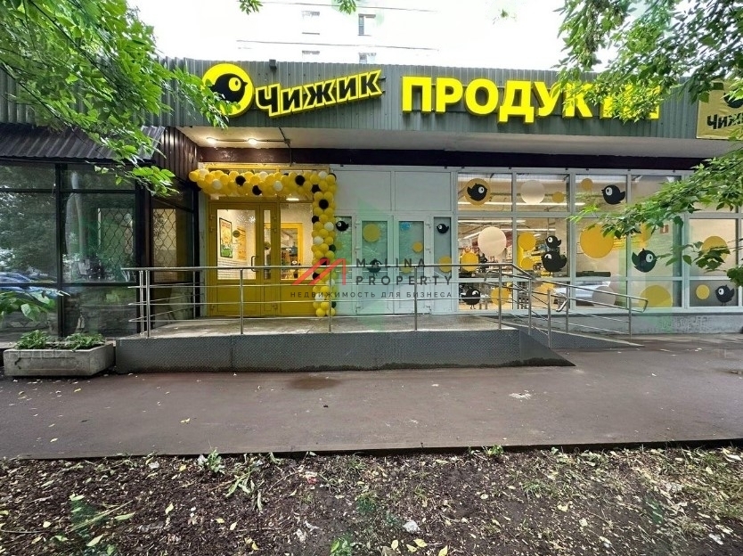 Продажа торгового помещения с сетевым арендатором Чижик