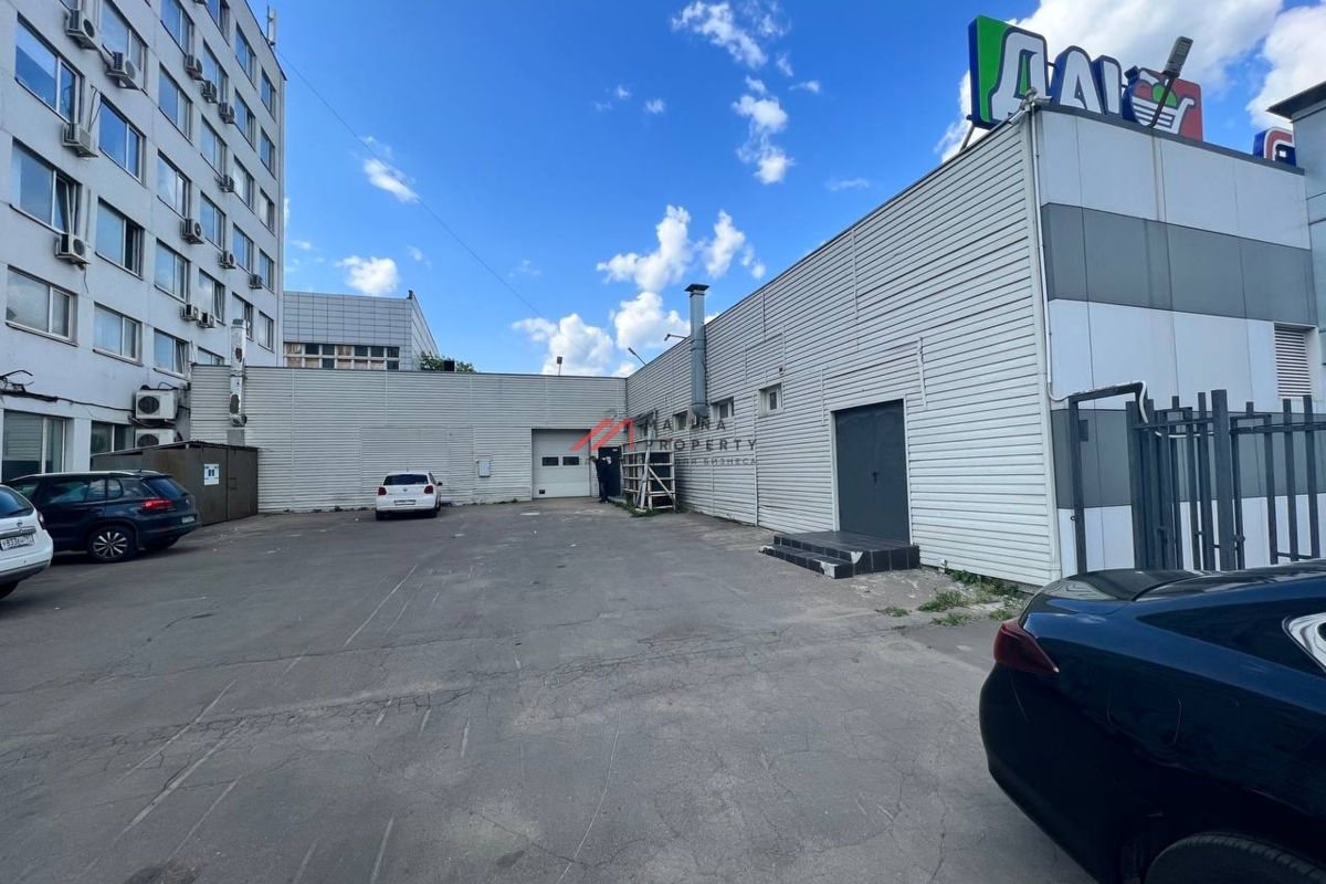 Продажа торгового здания с супермаркетом ДА