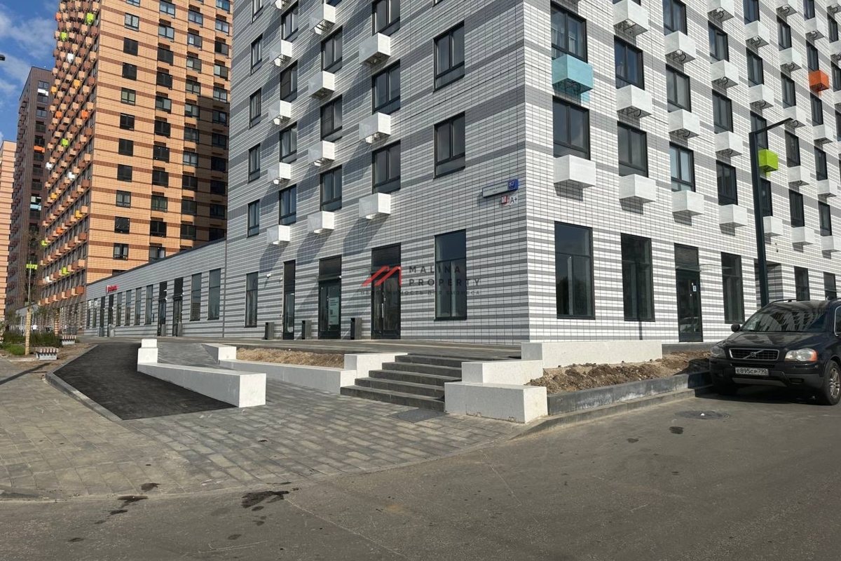 Аренда торгового помещения в новом комплексе