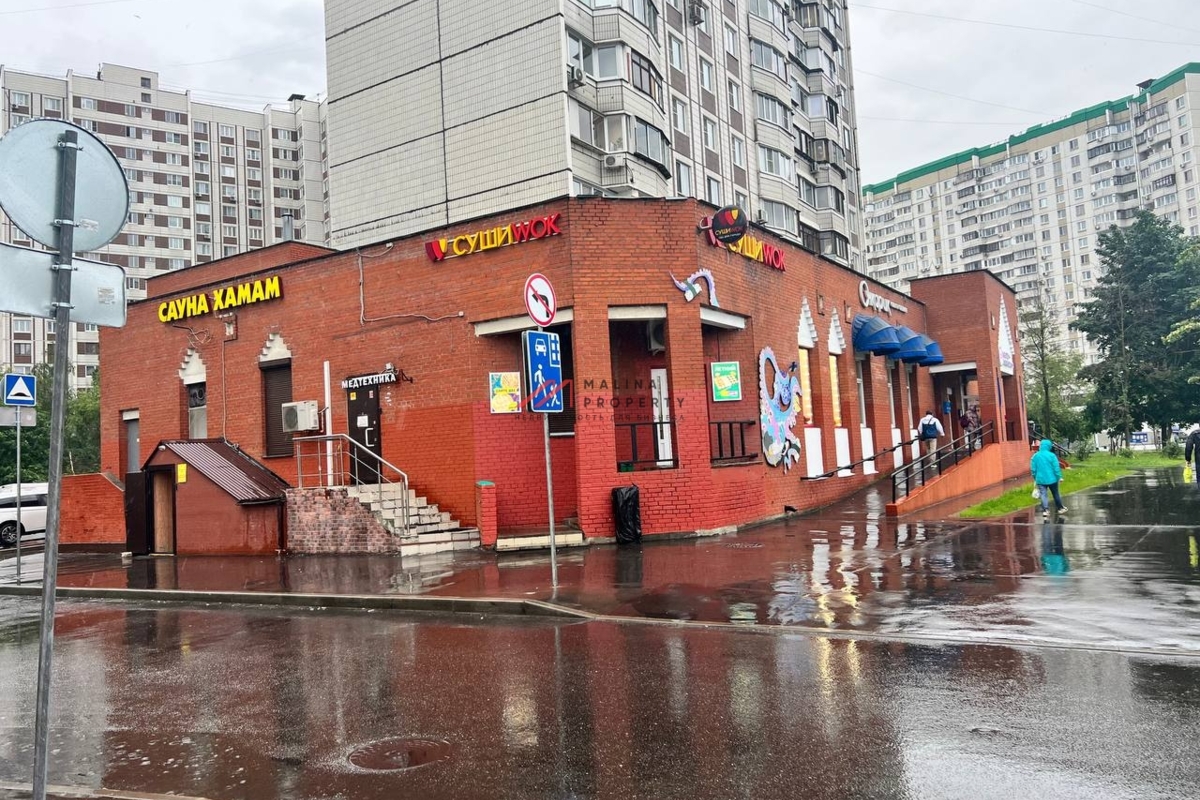 Продажа помещения с арендатором на Братиславской улице