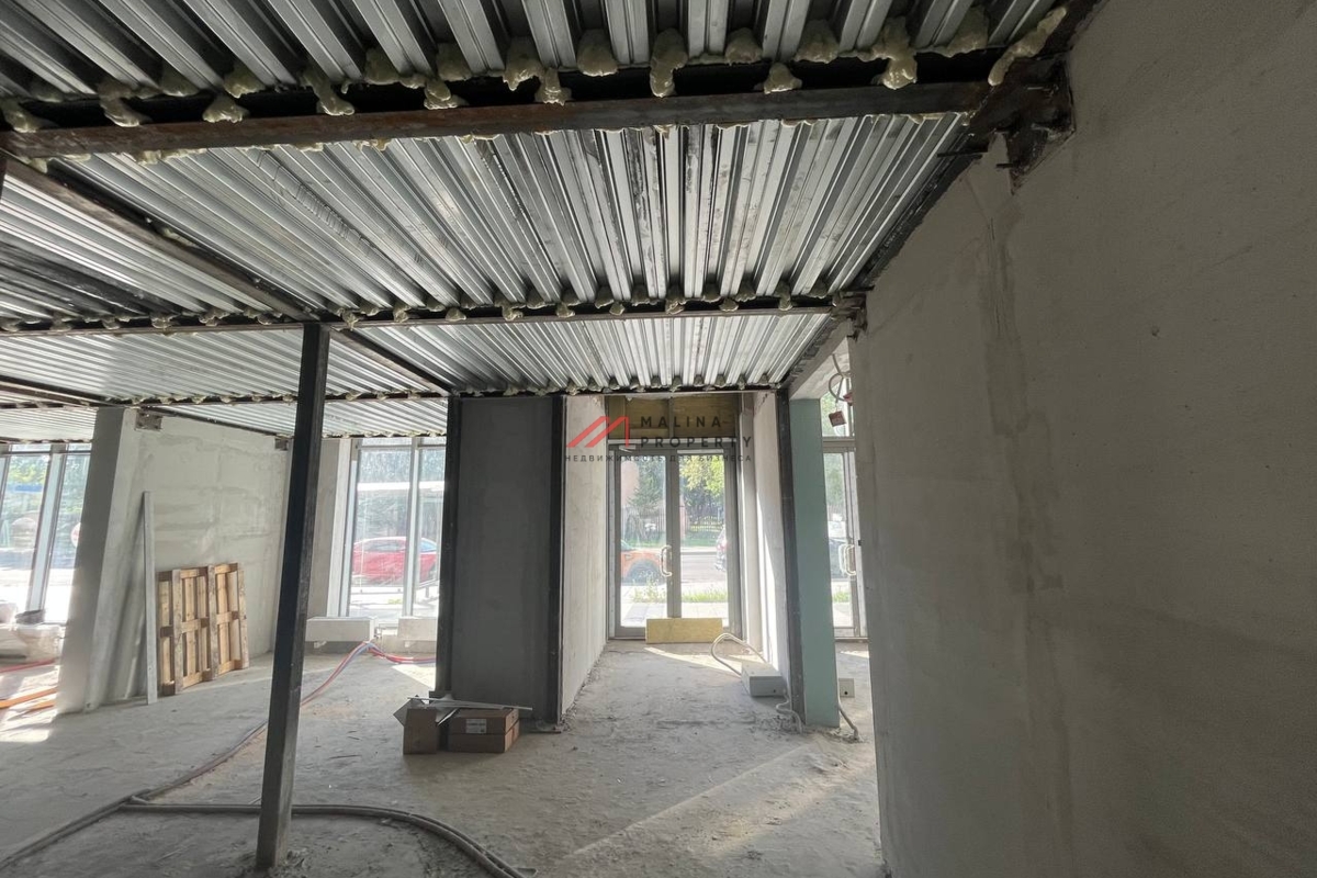 Аренда торгового помещения в новостройке 