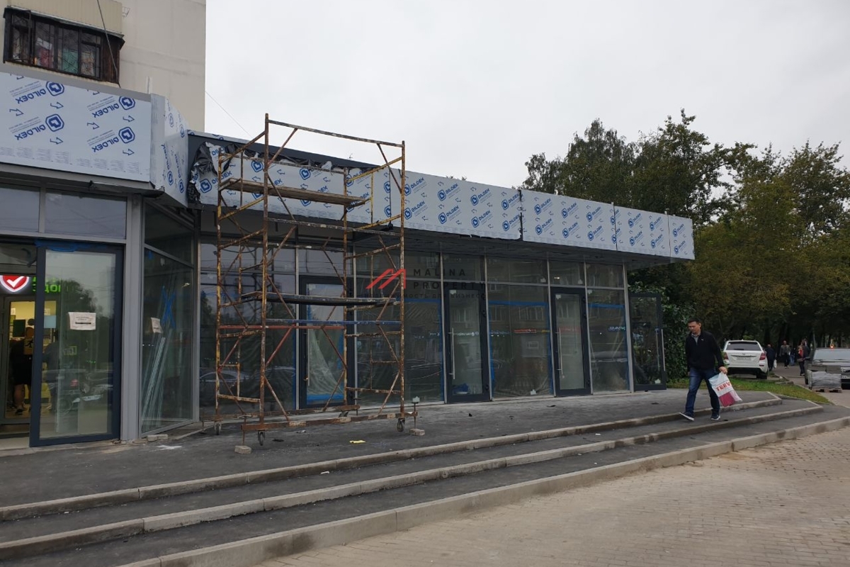 Продажа коммерческого помещения на выходе из метро Перово
