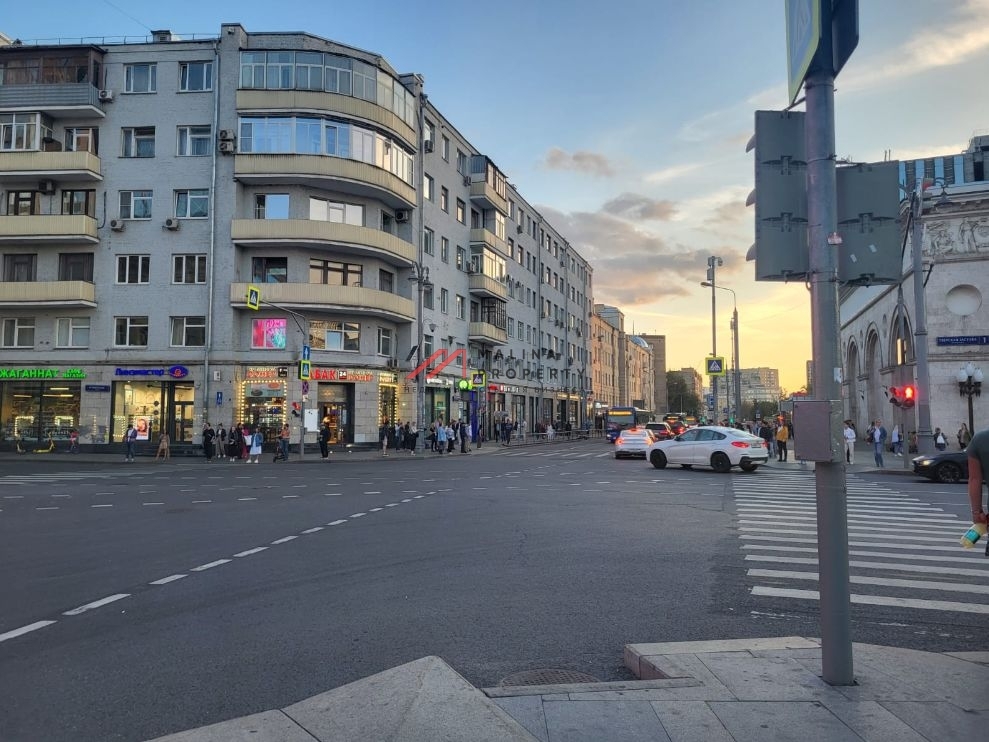 Арендный бизнес с Красным и Белым у метро Белорусская