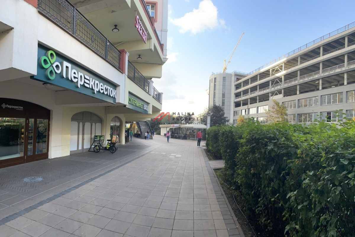 Продажа торгового помещения с арендатором аптека "Ригла"