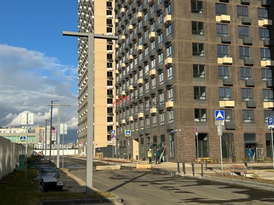 Продажа торгового помещения в ЖК Мичуринский Парк