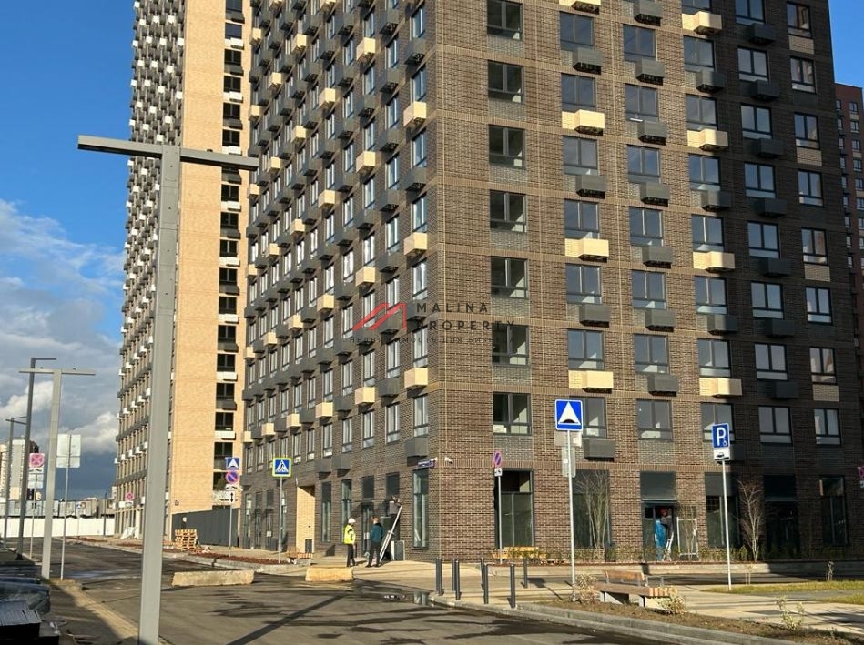 Продажа торгового помещения в ЖК Мичуринский Парк