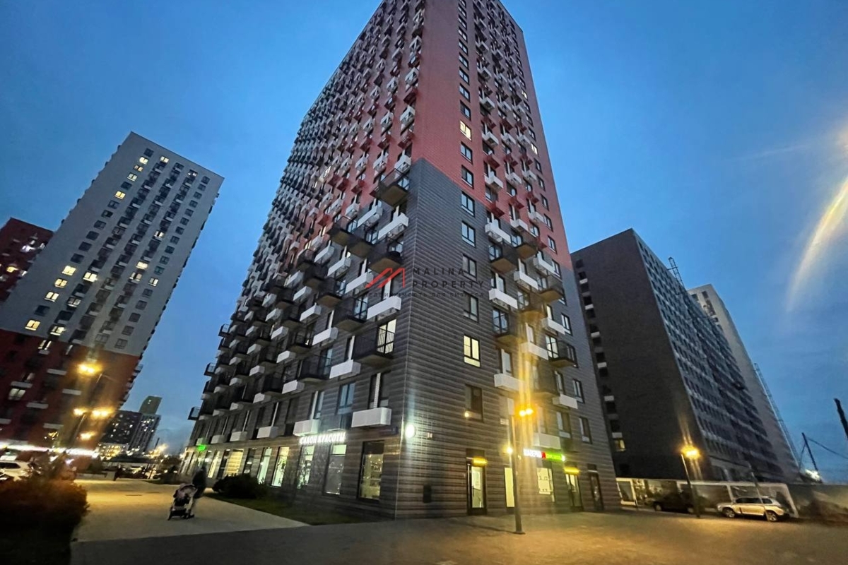 Продажа торгового помещения с магазином "ВинЛаб" в ЖК Саларьево парк