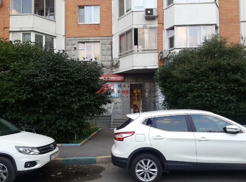 Продажа нежилого помещения в шаговой доступности м. Коломенская