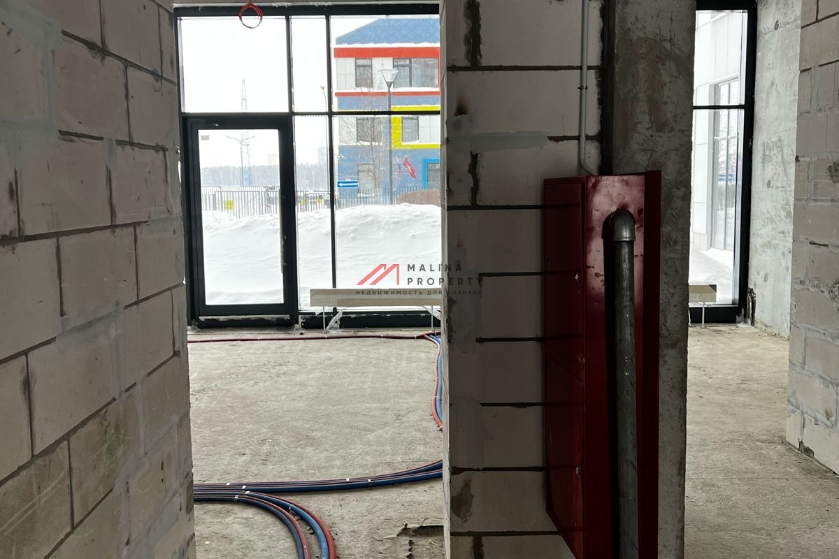 Аренда торгового помещения в новом жилом доме