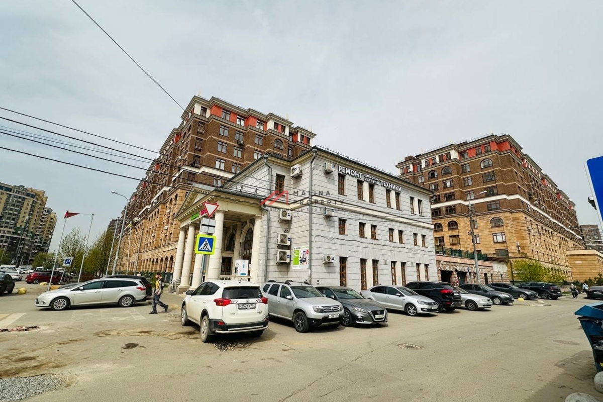 Продажа торгового здания с арендаторами в Химках 